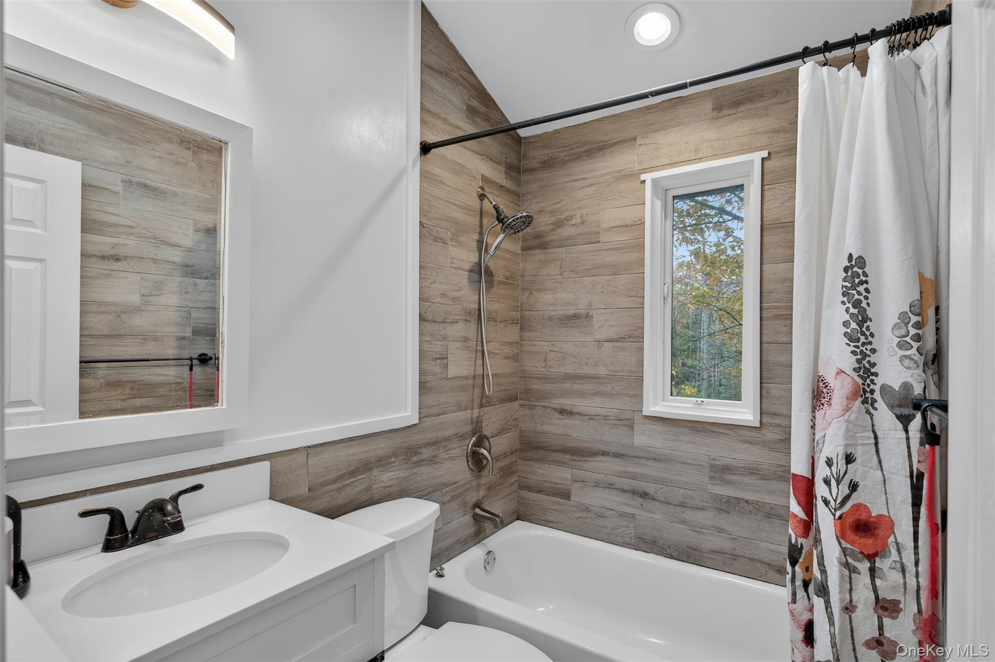 74 Upper Boiceville Road, Boiceville, NY 12412