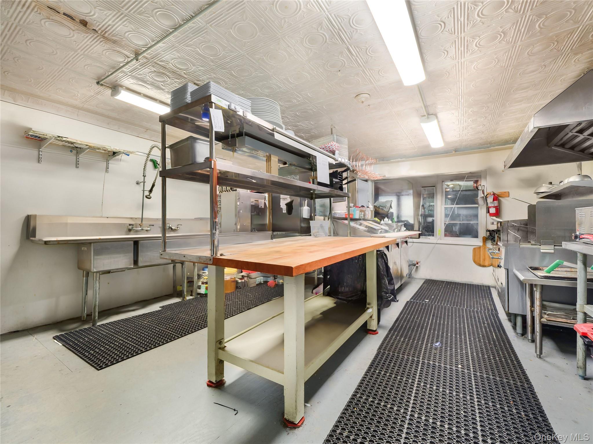 553 County Road 94, Hankins, NY 12741