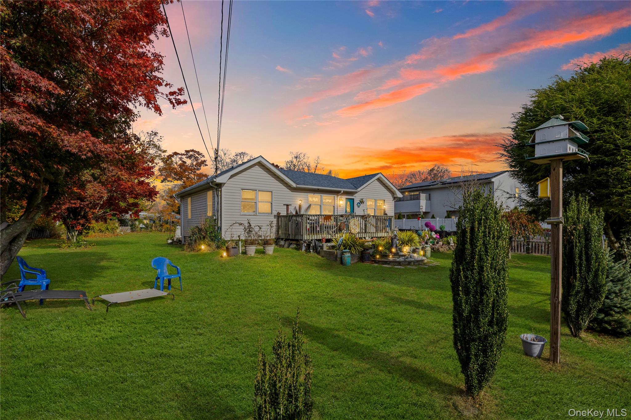 1 Elm Road E, Mastic Beach, NY 11951