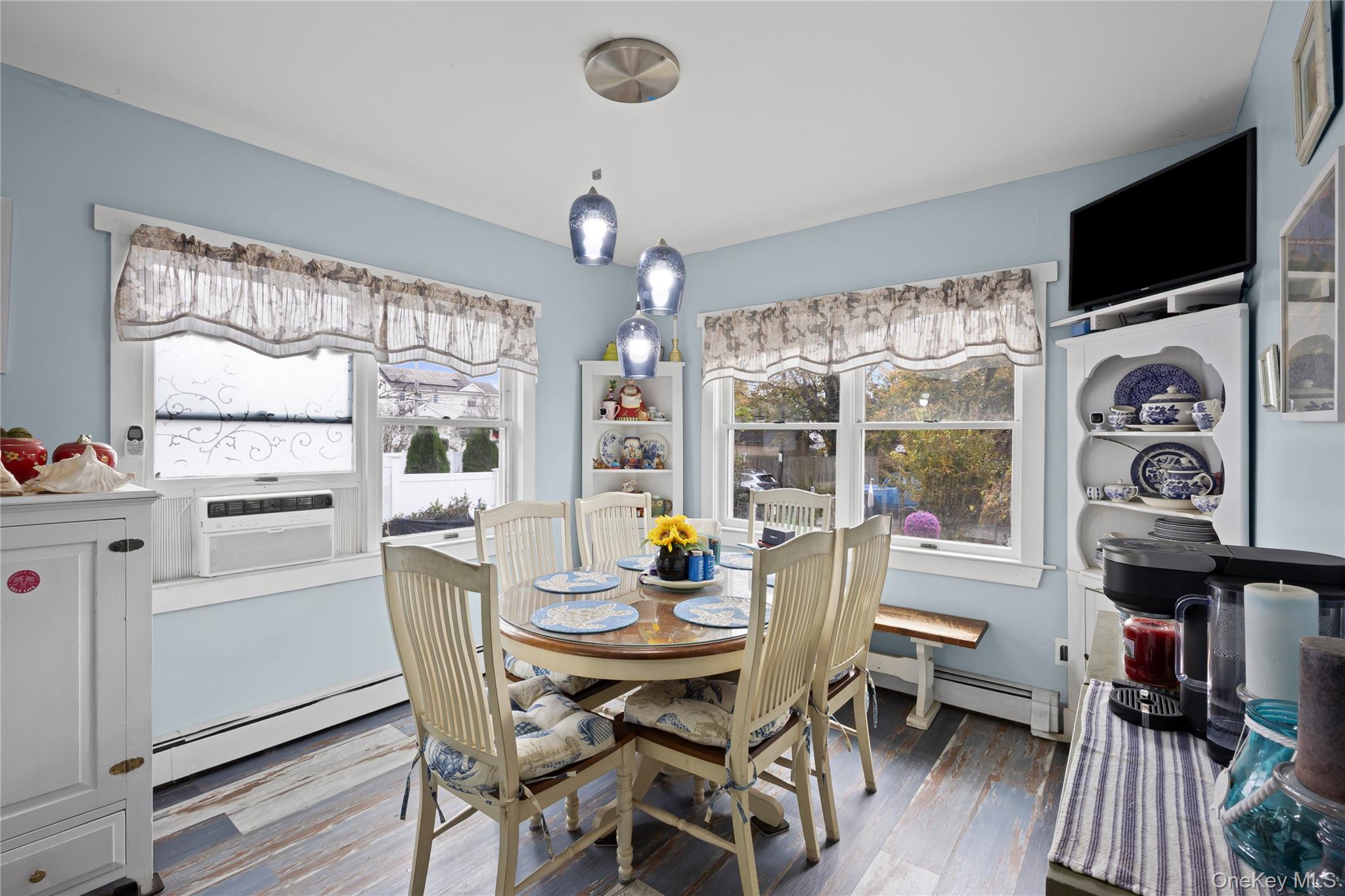 1 Elm Road E, Mastic Beach, NY 11951