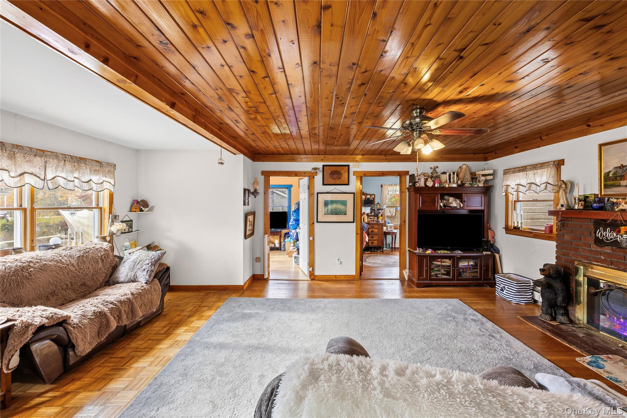 1 Elm Road E, Mastic Beach, NY 11951