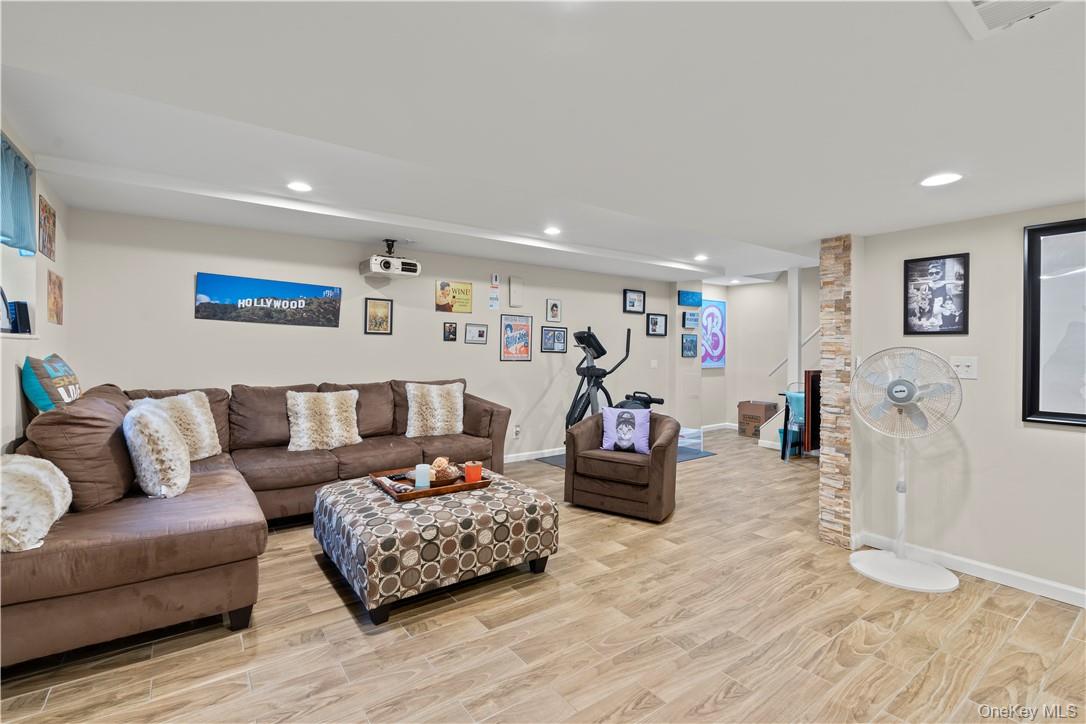 67 Park Drive, Mount Kisco, NY 10549