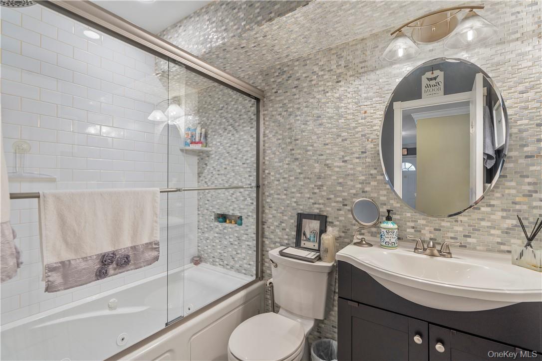 67 Park Drive, Mount Kisco, NY 10549