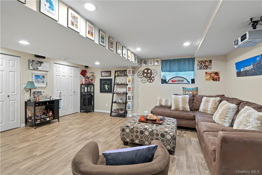 67 Park Drive, Mount Kisco, NY 10549