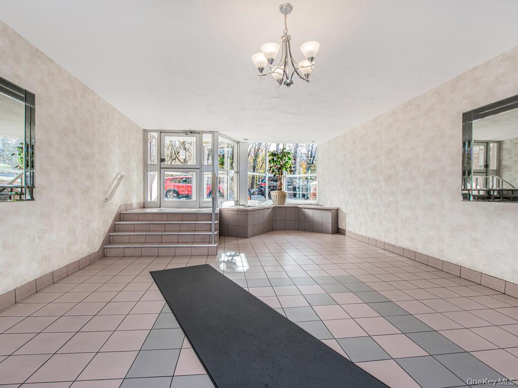 6535 Broadway # 2E, Bronx, NY 10471