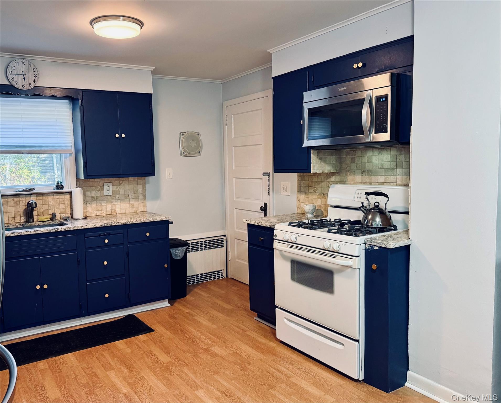 25 School Street, Port Washington, NY 11050