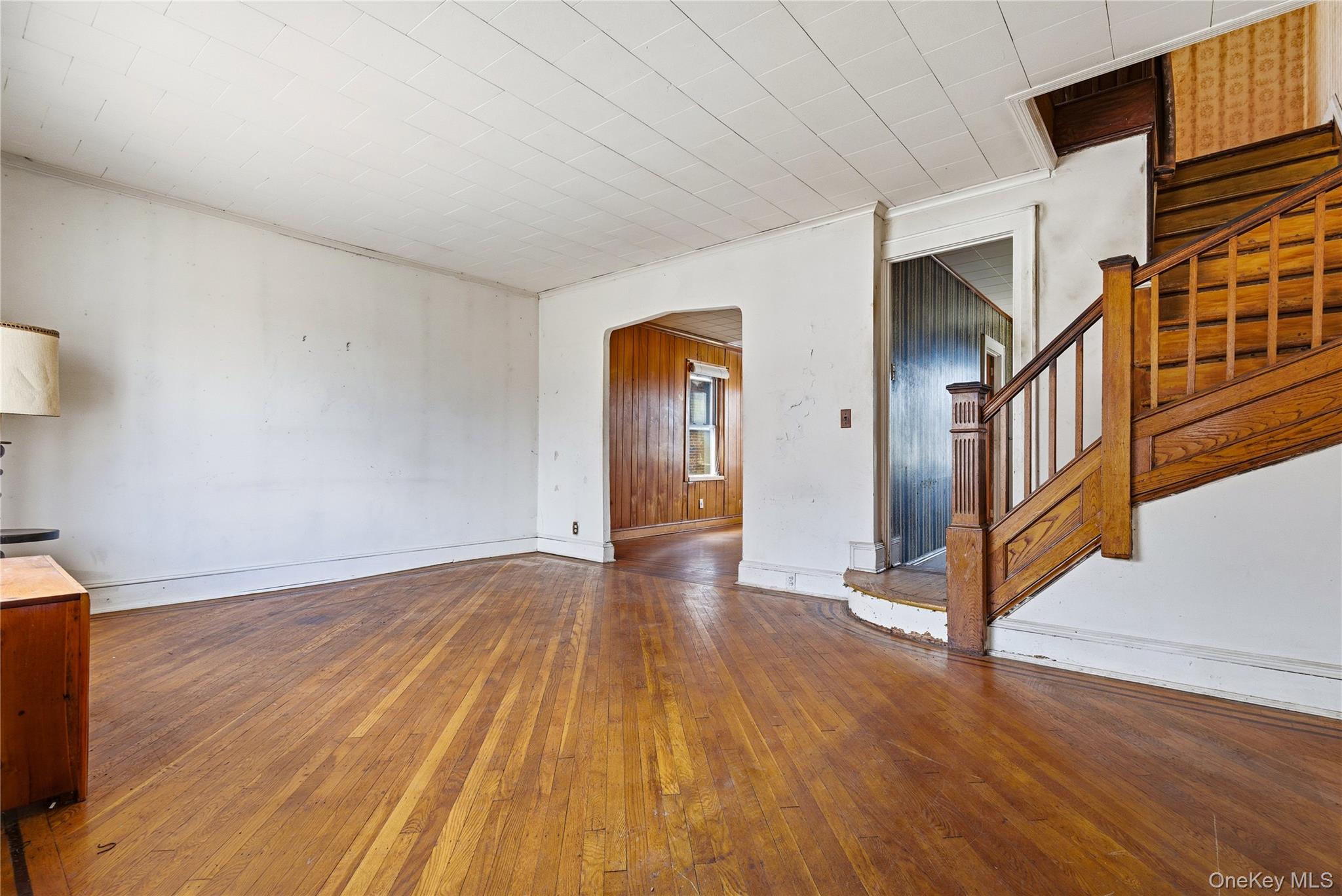 61-24 65th Street, Middle Village, NY 11379