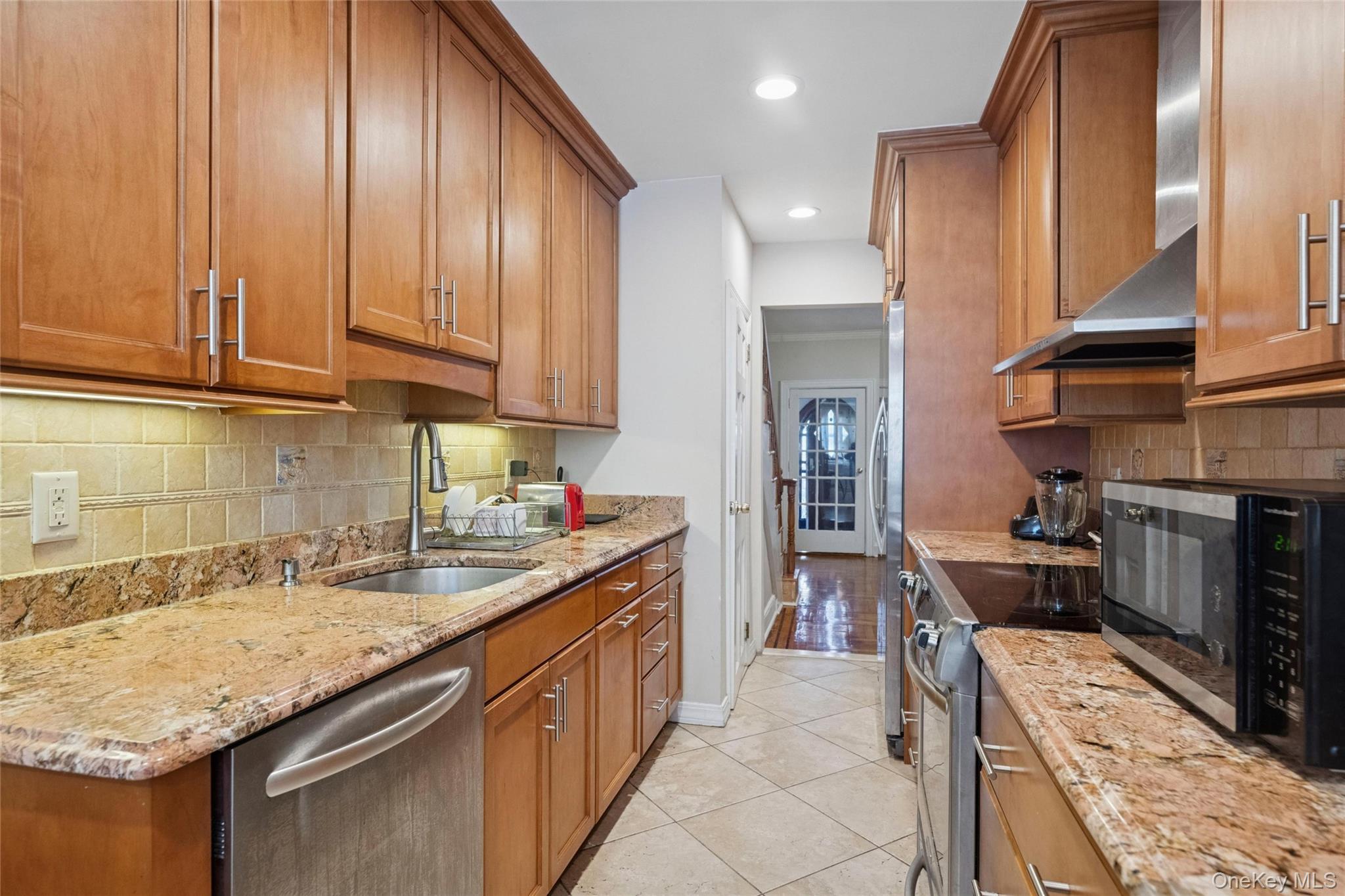 131-18 226th Street, Laurelton, NY 11413