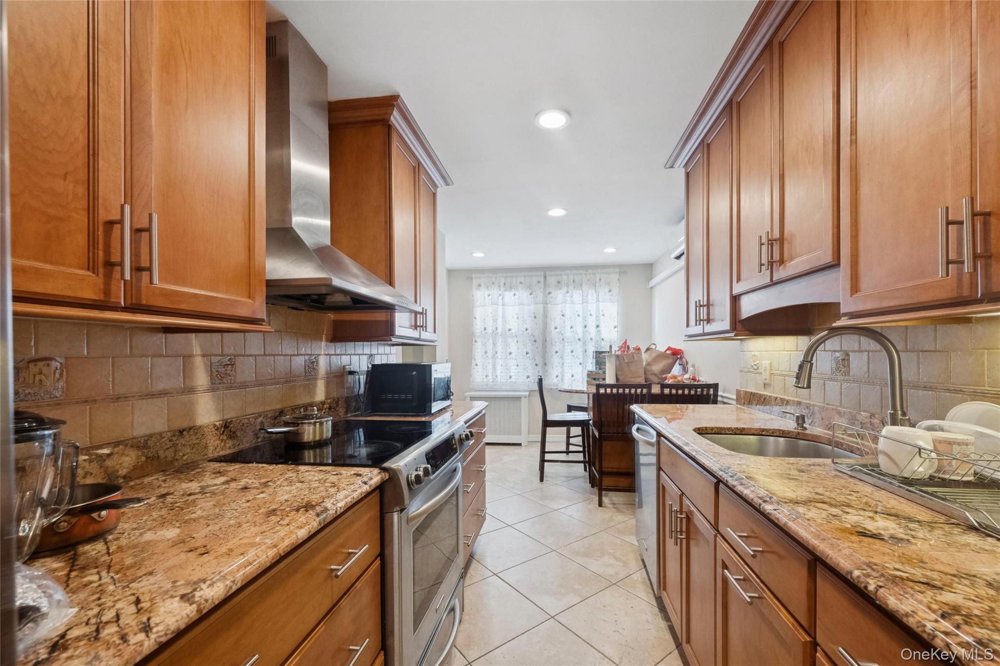 131-18 226th Street, Laurelton, NY 11413