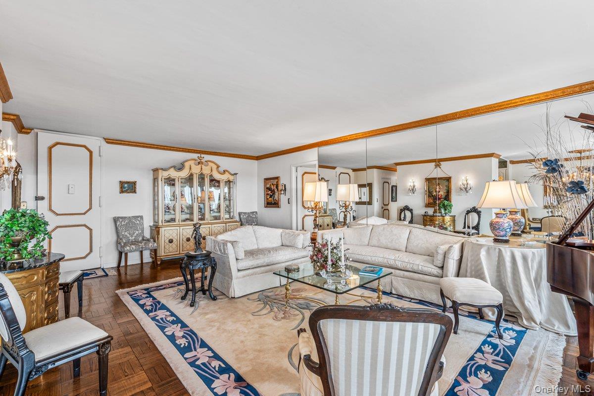 166-25 Powells Cove Boulevard # 19G, Beechhurst, NY 11357