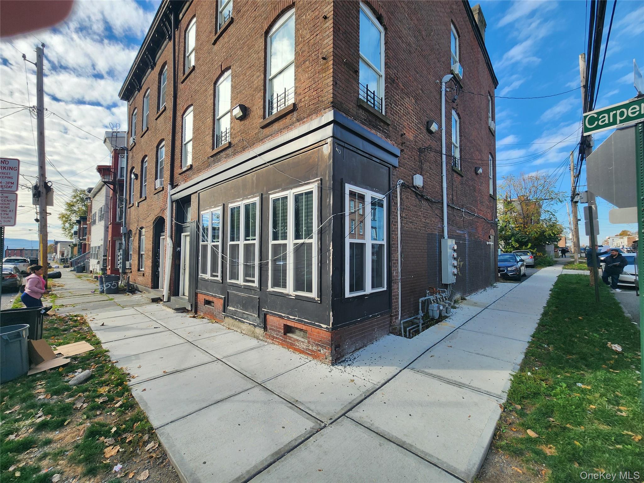 57 Carpenter Avenue, Newburgh, NY 12550