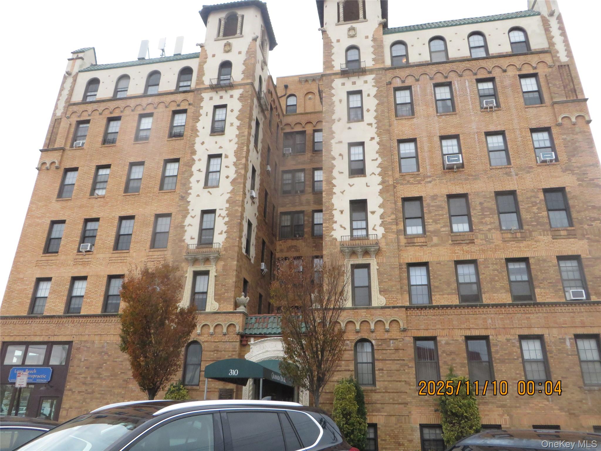 310 Riverside Boulevard # 3D, Long Beach, NY 11561