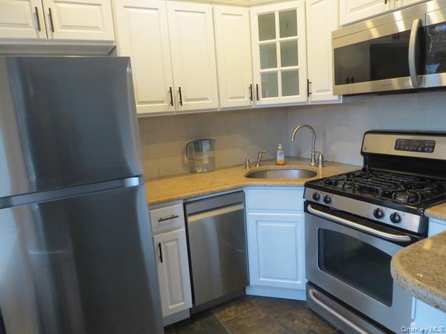 310 Riverside Boulevard # 3D, Long Beach, NY 11561