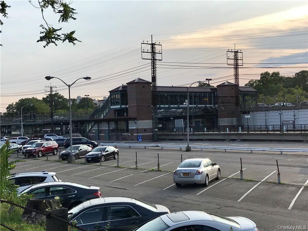 1833 Palmer Avenue # 2F, Larchmont, NY 10538