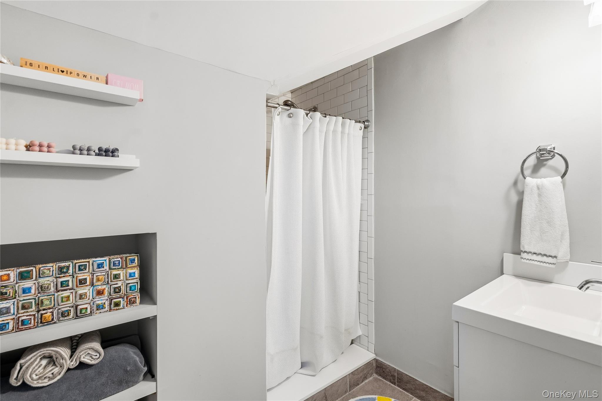 64 Central Parkway, Huntington, NY 11743