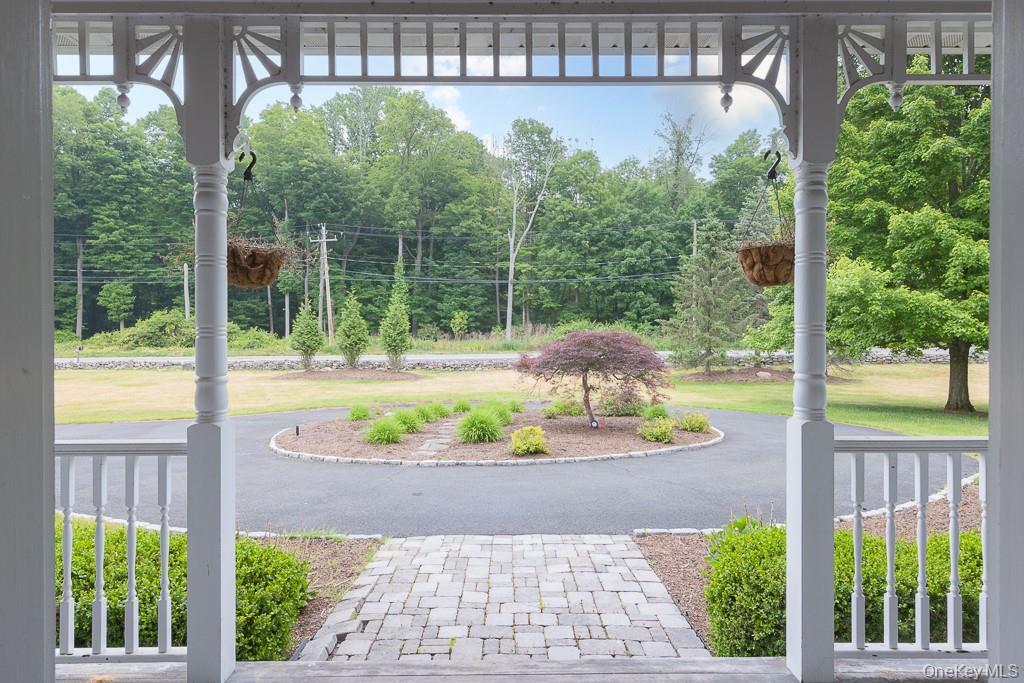 185 Spook Rock Road, Suffern, NY 10901