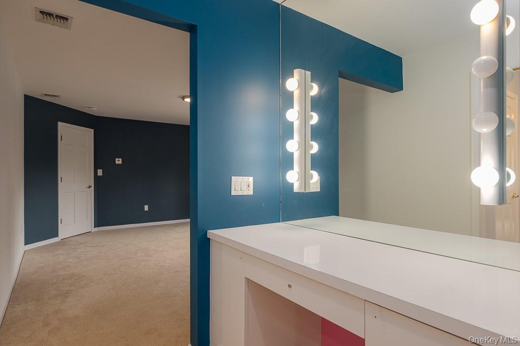 185 Spook Rock Road, Suffern, NY 10901