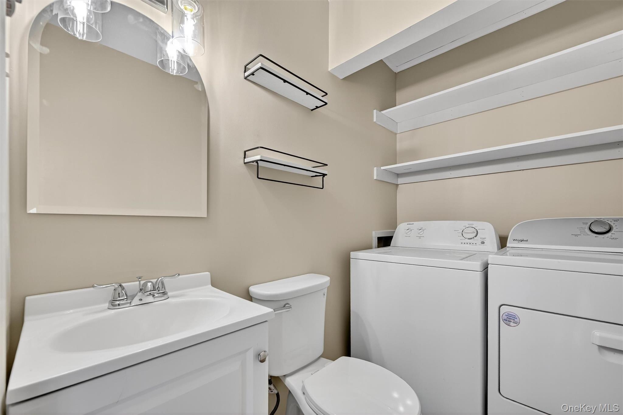 11 Kathleen Court, Kiamesha Lake, NY 12751