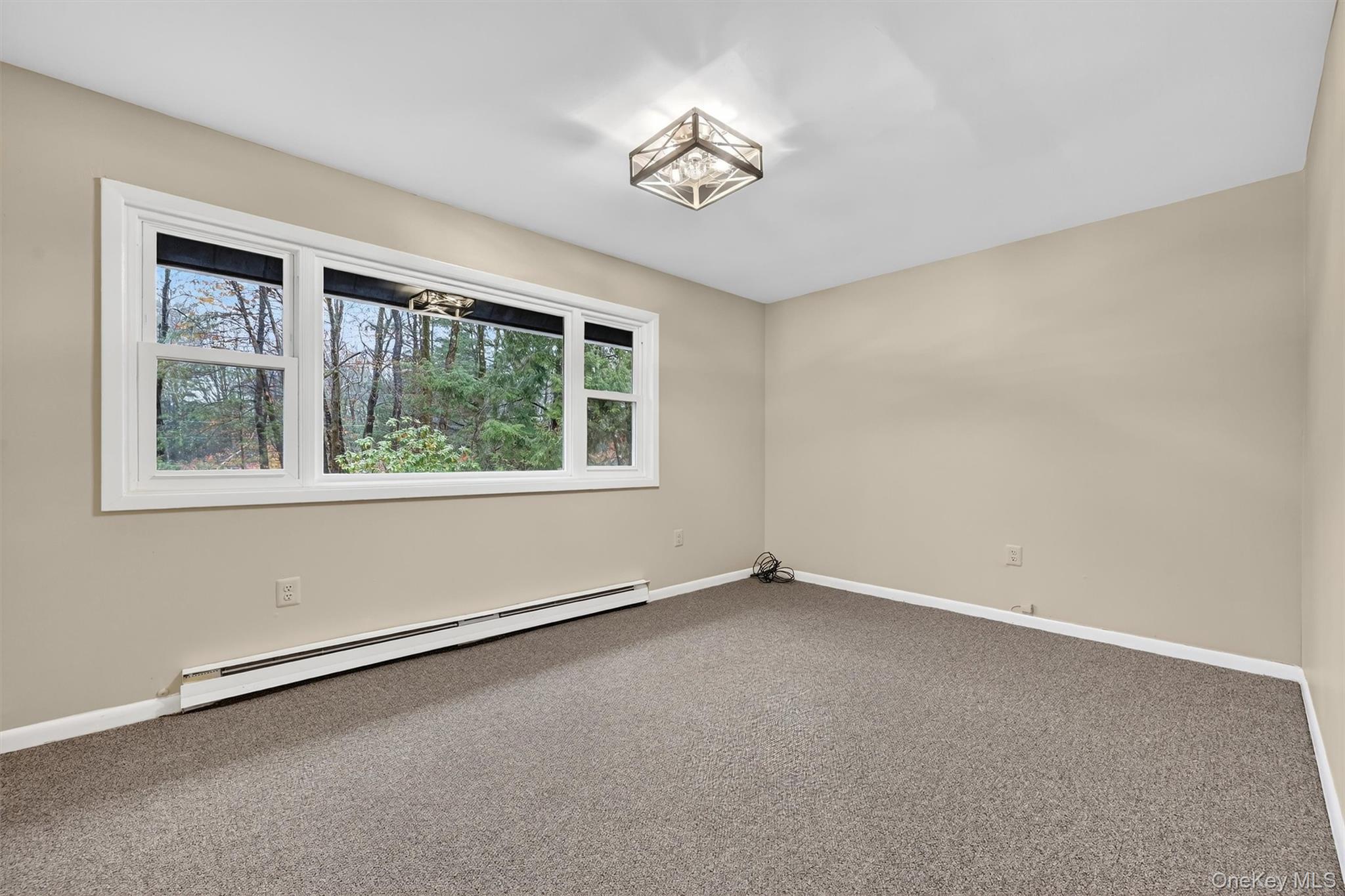 11 Kathleen Court, Kiamesha Lake, NY 12751