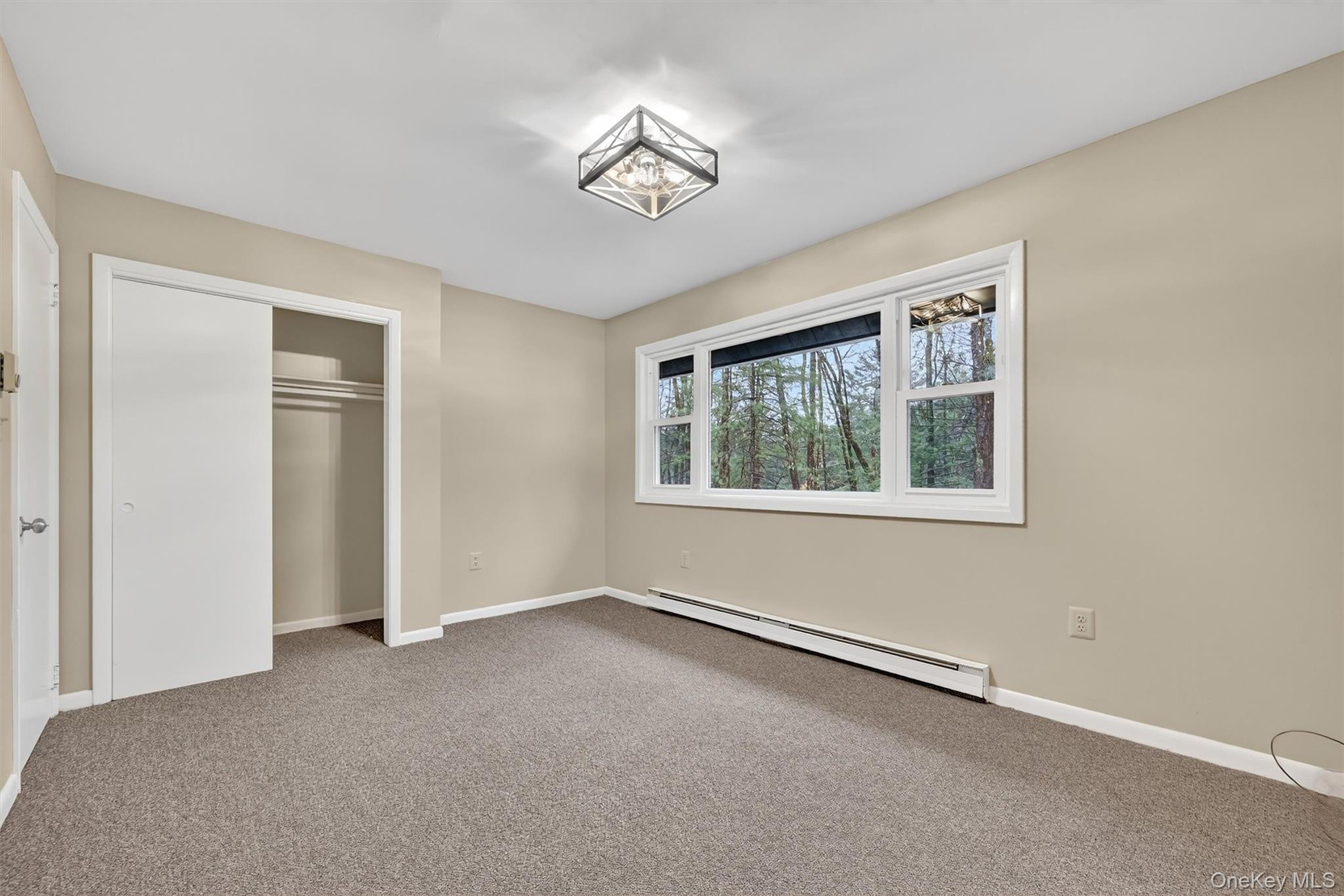 11 Kathleen Court, Kiamesha Lake, NY 12751