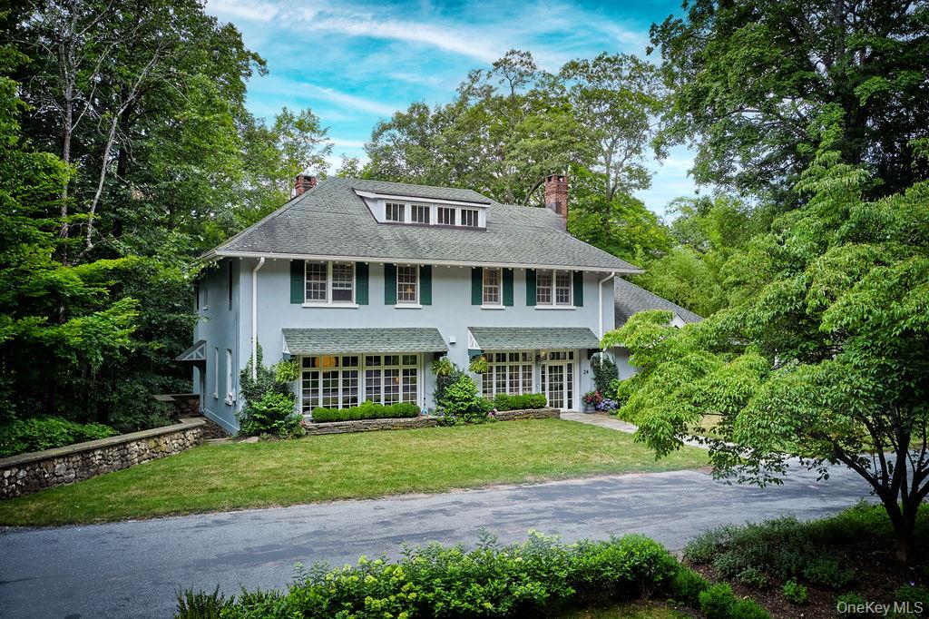 24 Acoma Road, Tuxedo Park, NY 10987