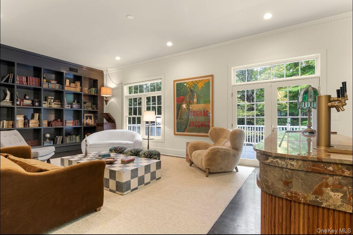 24 Acoma Road, Tuxedo Park, NY 10987