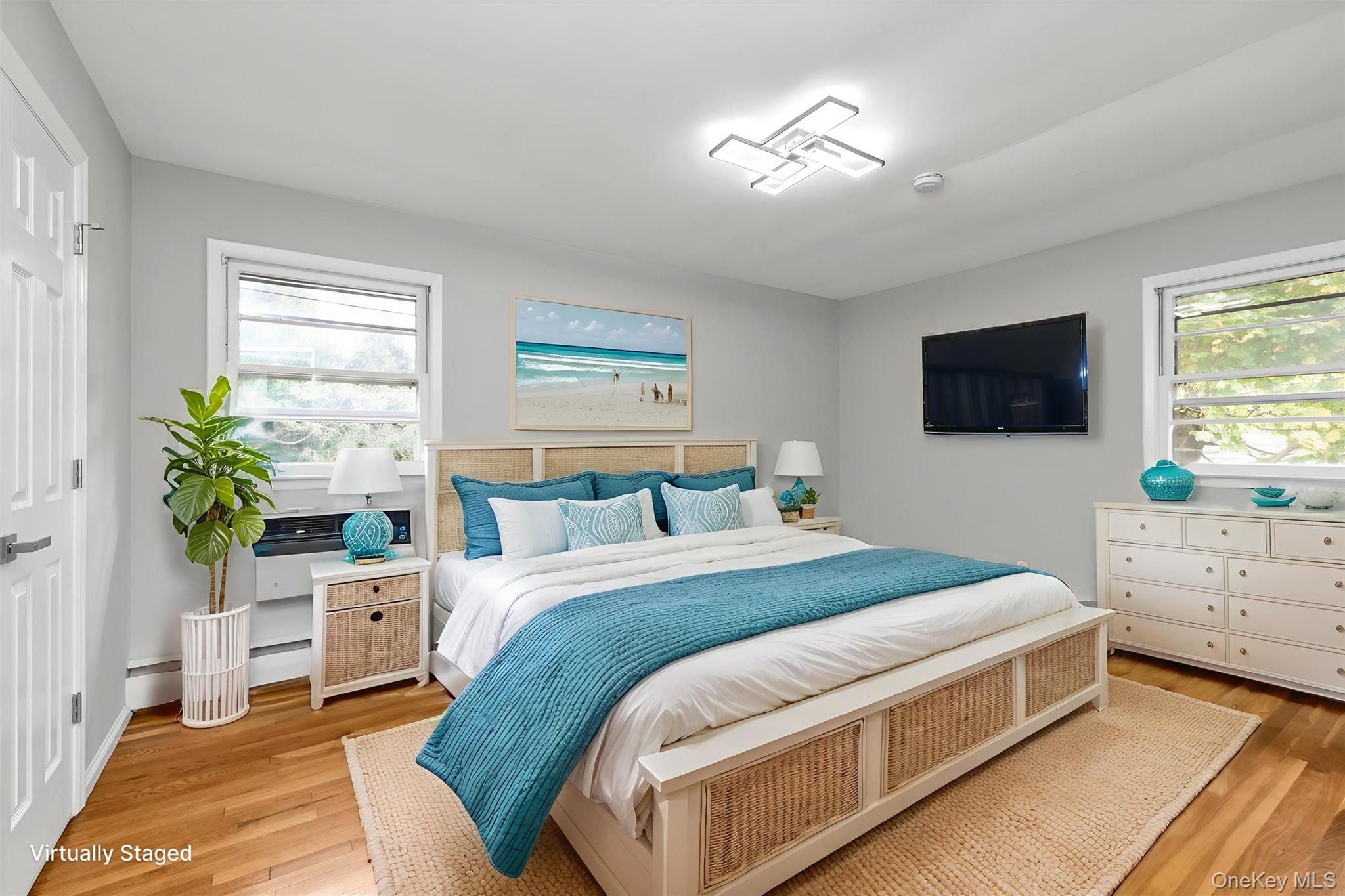 17 Edna Drive, Syosset, NY 11791