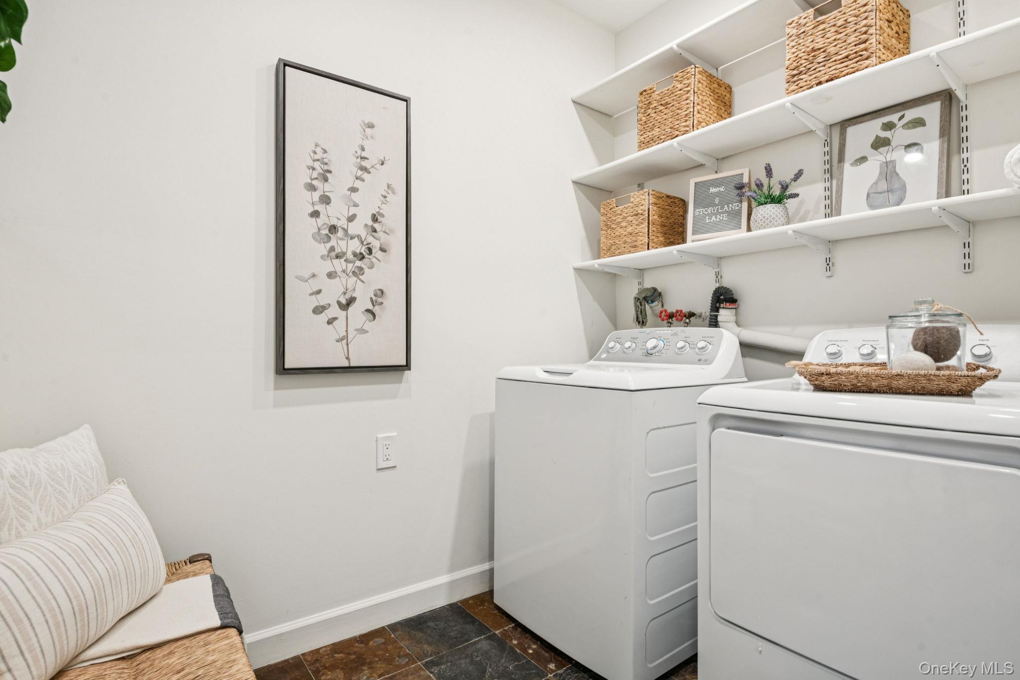 8 Storyland Lane, East Setauket, NY 11733