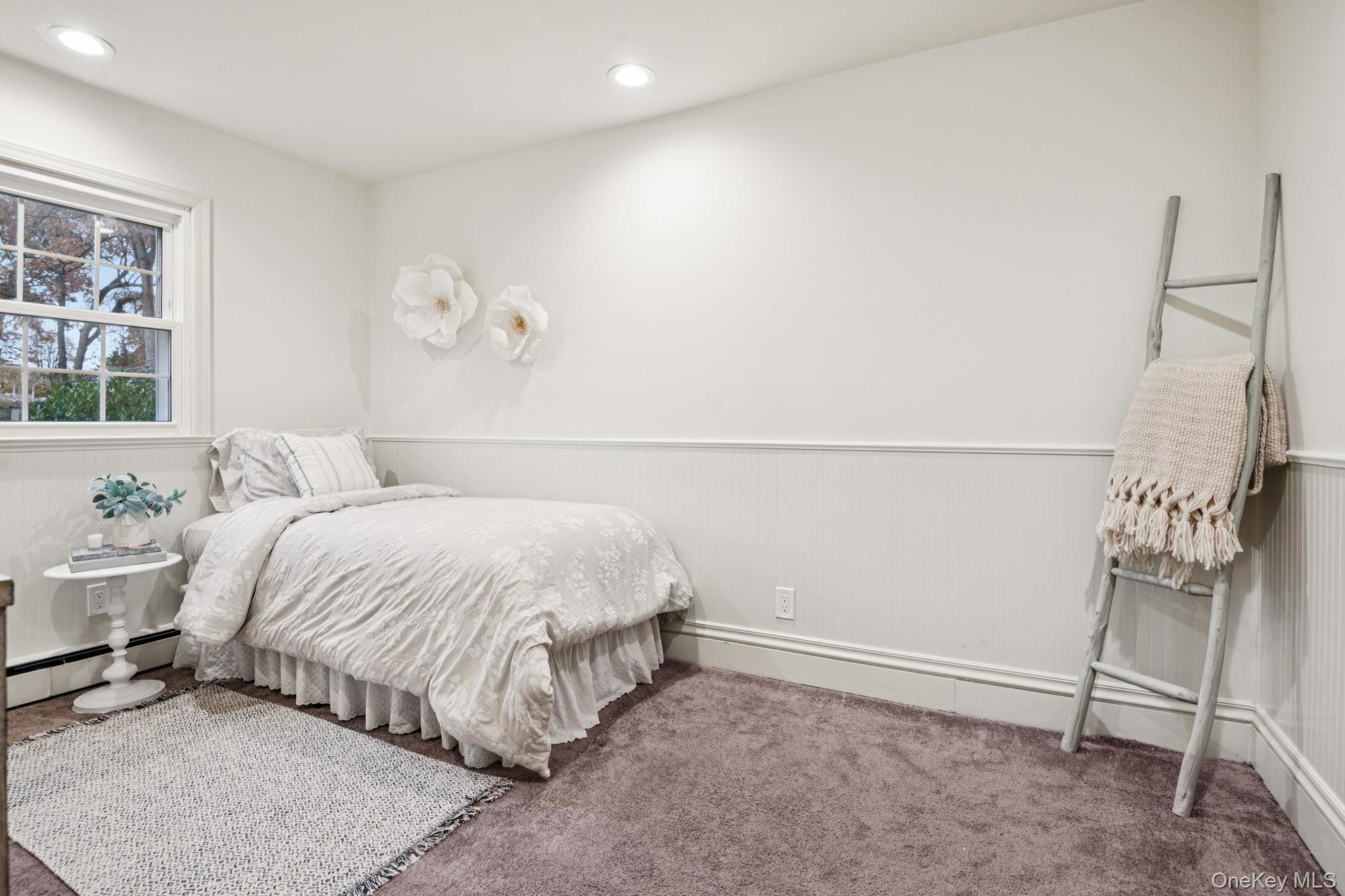 8 Storyland Lane, East Setauket, NY 11733