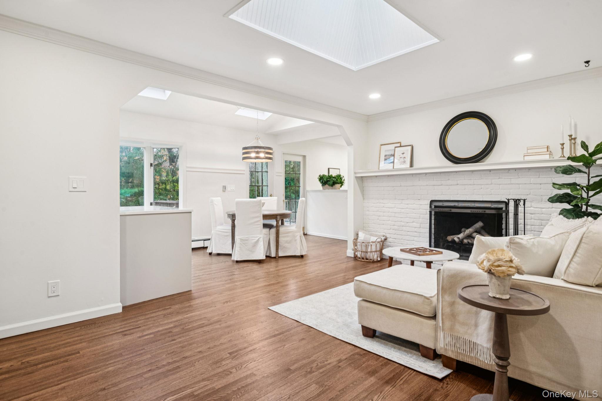 8 Storyland Lane, East Setauket, NY 11733