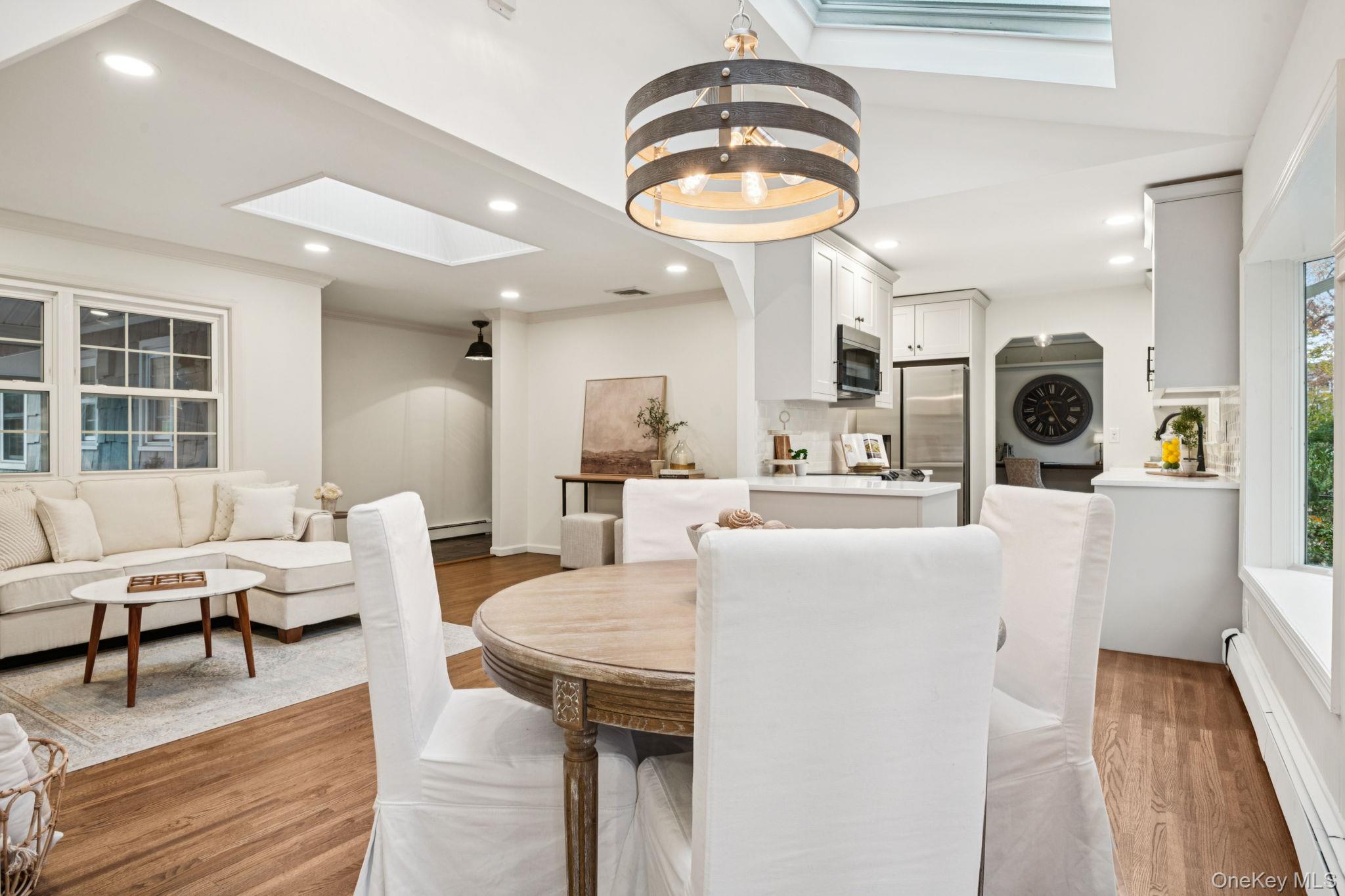 8 Storyland Lane, East Setauket, NY 11733