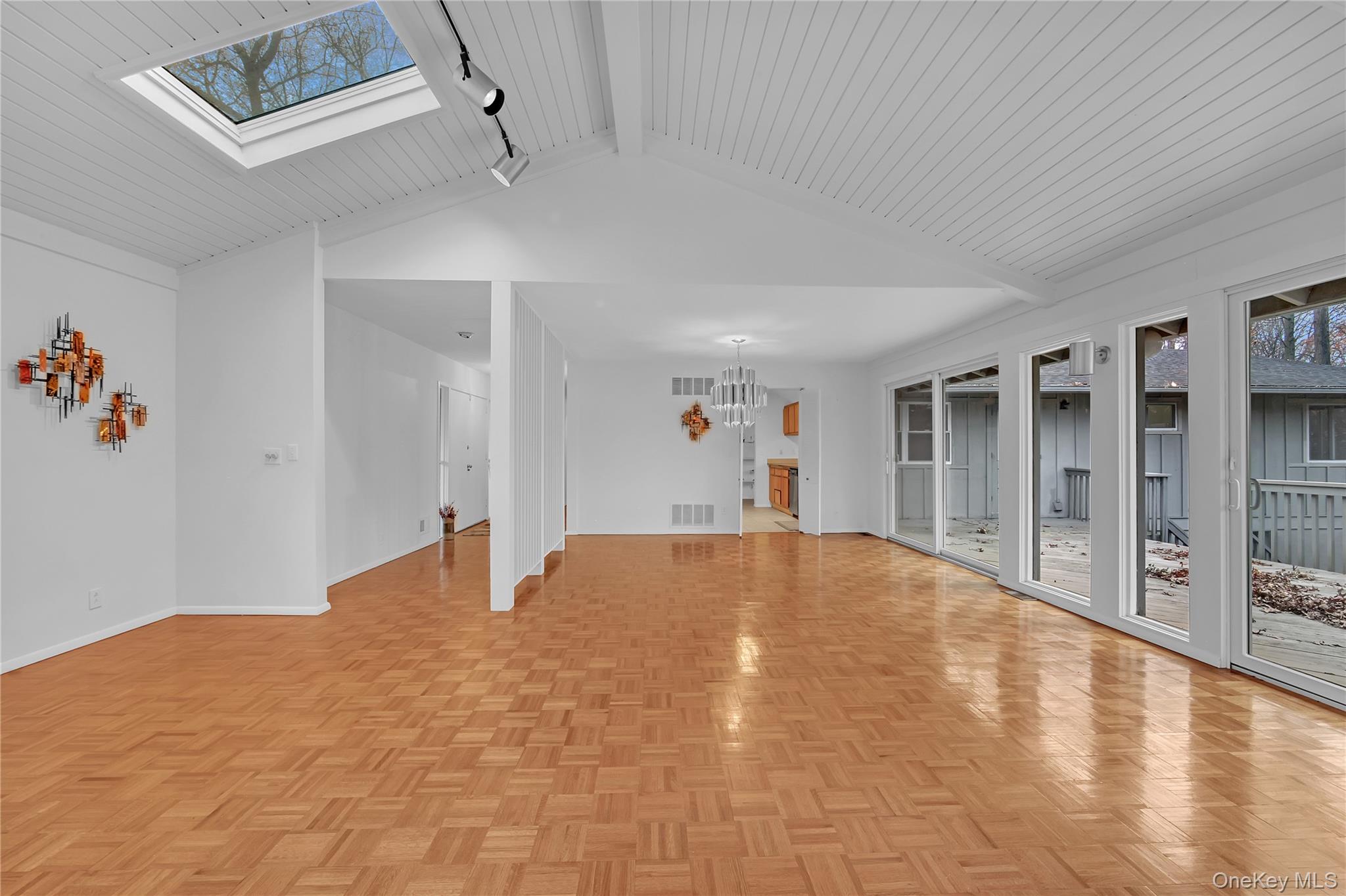 11 Charnwood Drive, Montebello, NY 10901