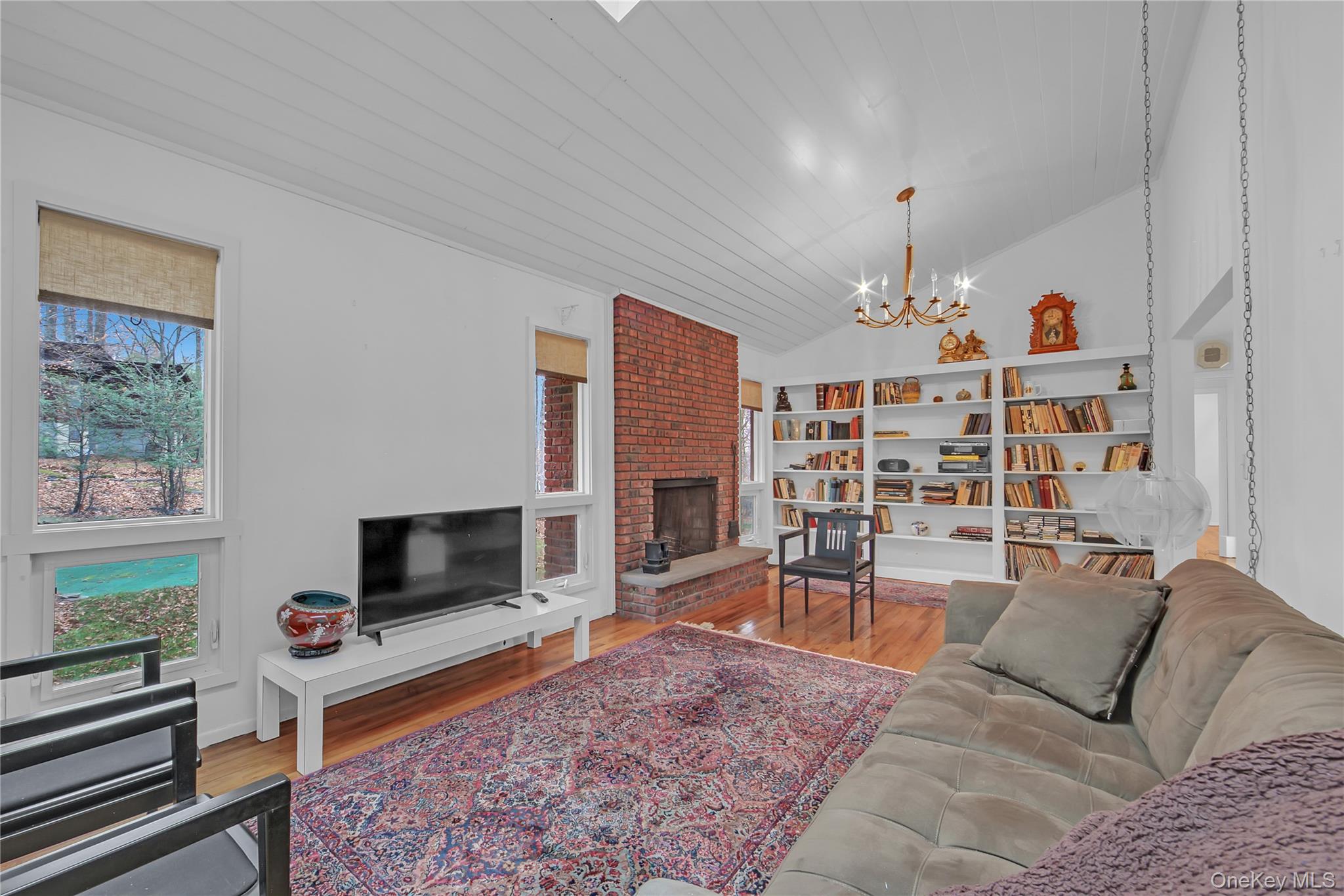 11 Charnwood Drive, Montebello, NY 10901