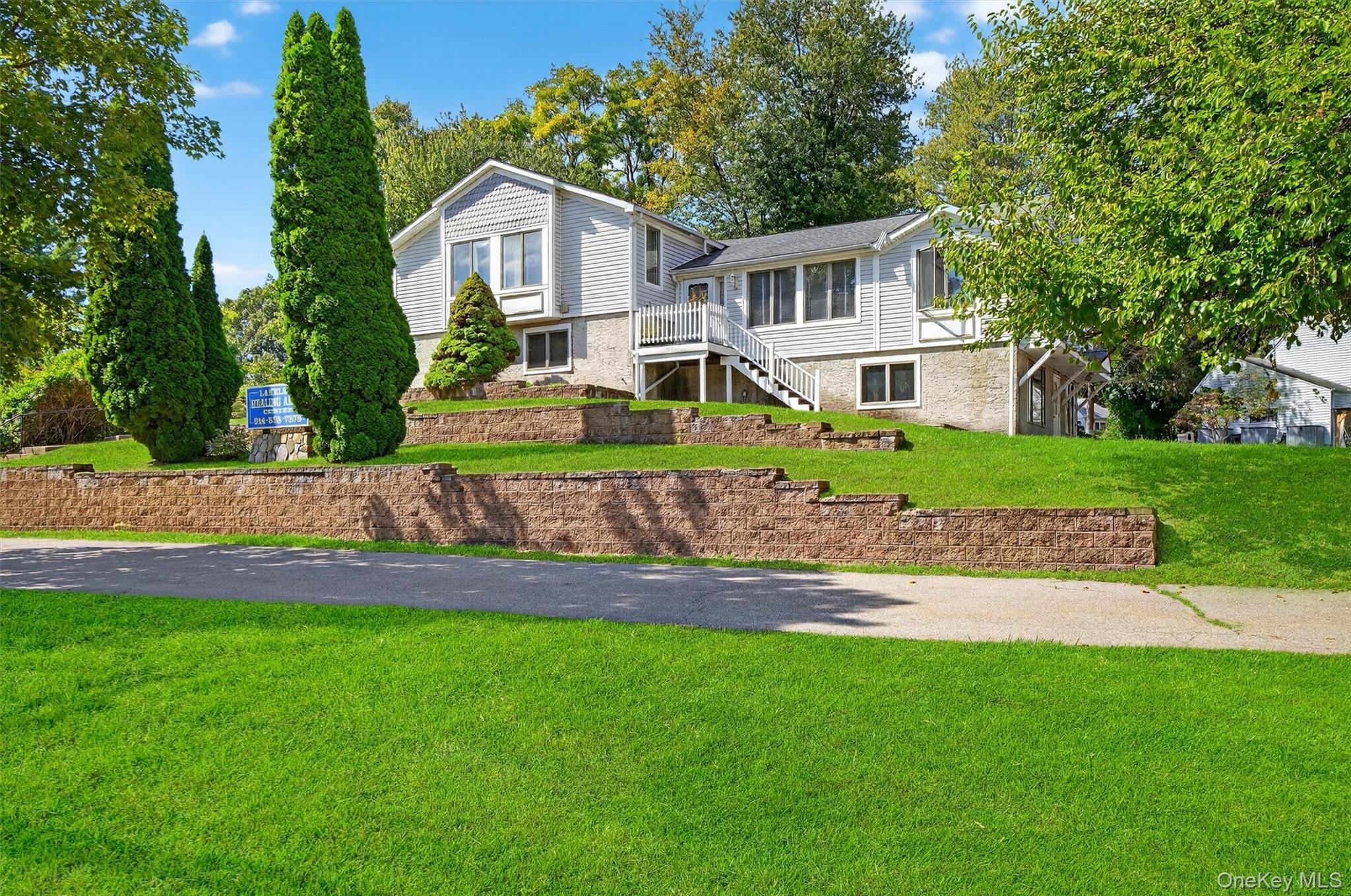 2 Renee Gate Street, Cortlandt Manor, NY 10567