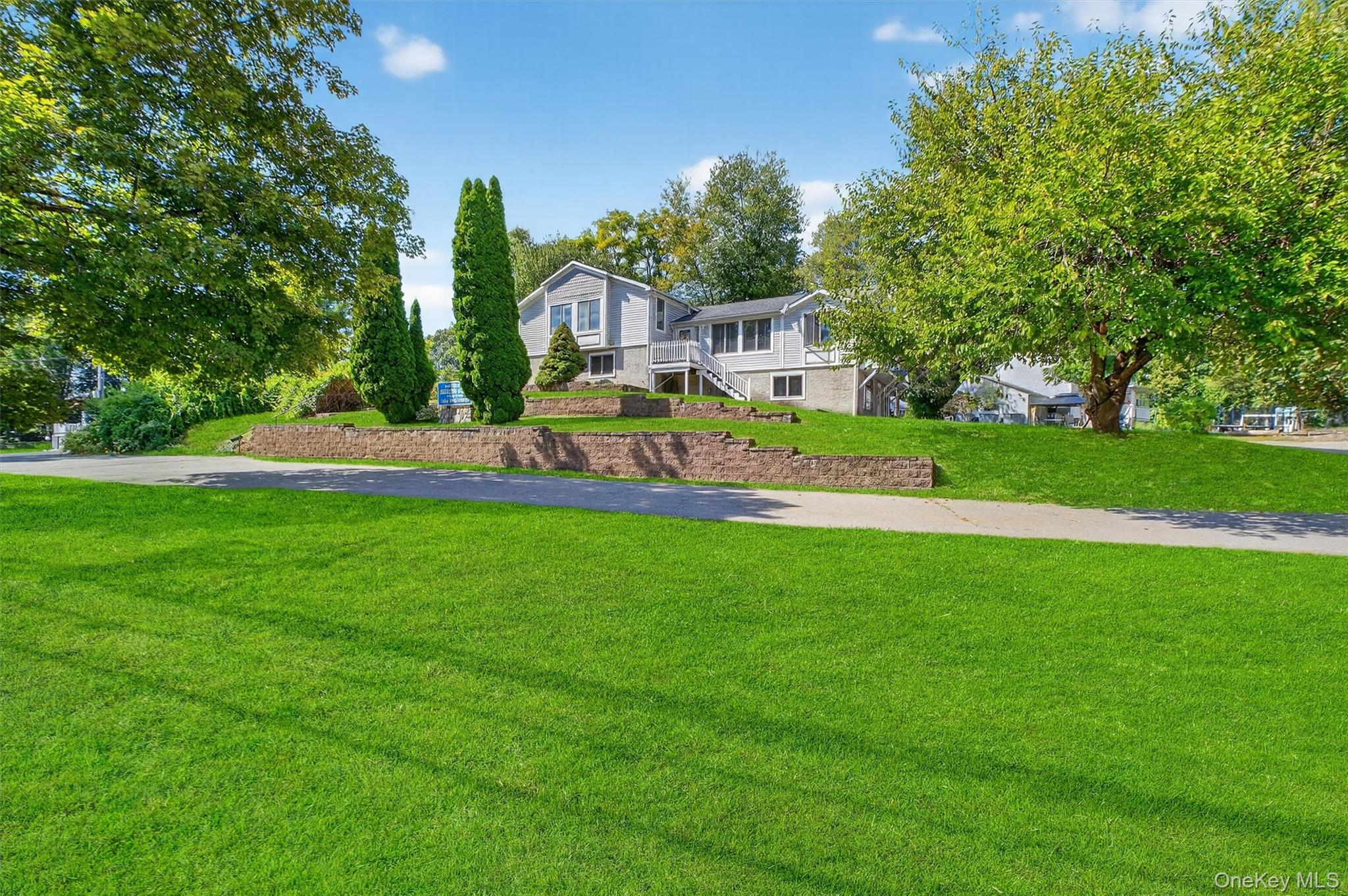 2 Renee Gate Street, Cortlandt Manor, NY 10567