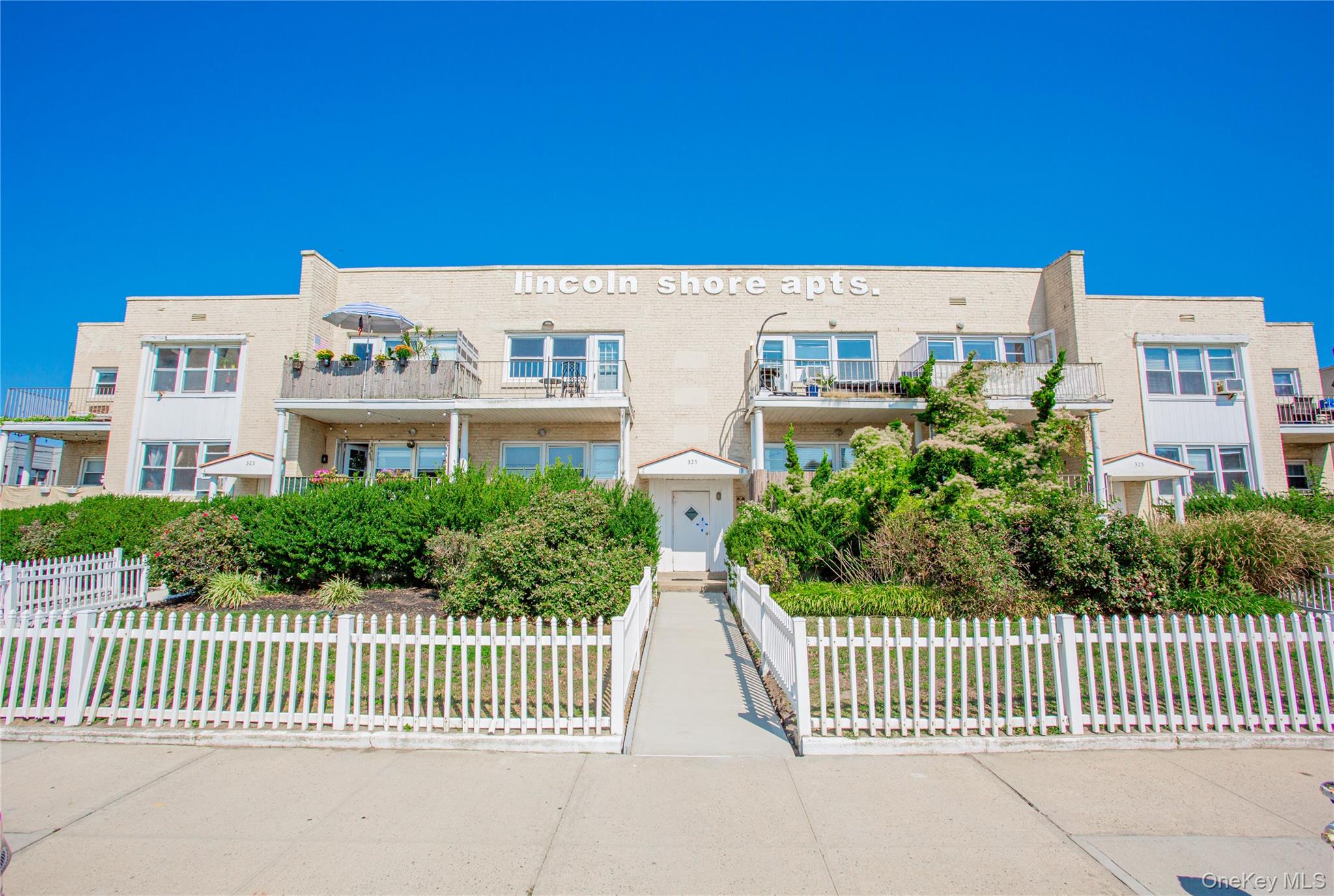 345 Shore Road # 1A, Long Beach, NY 11561