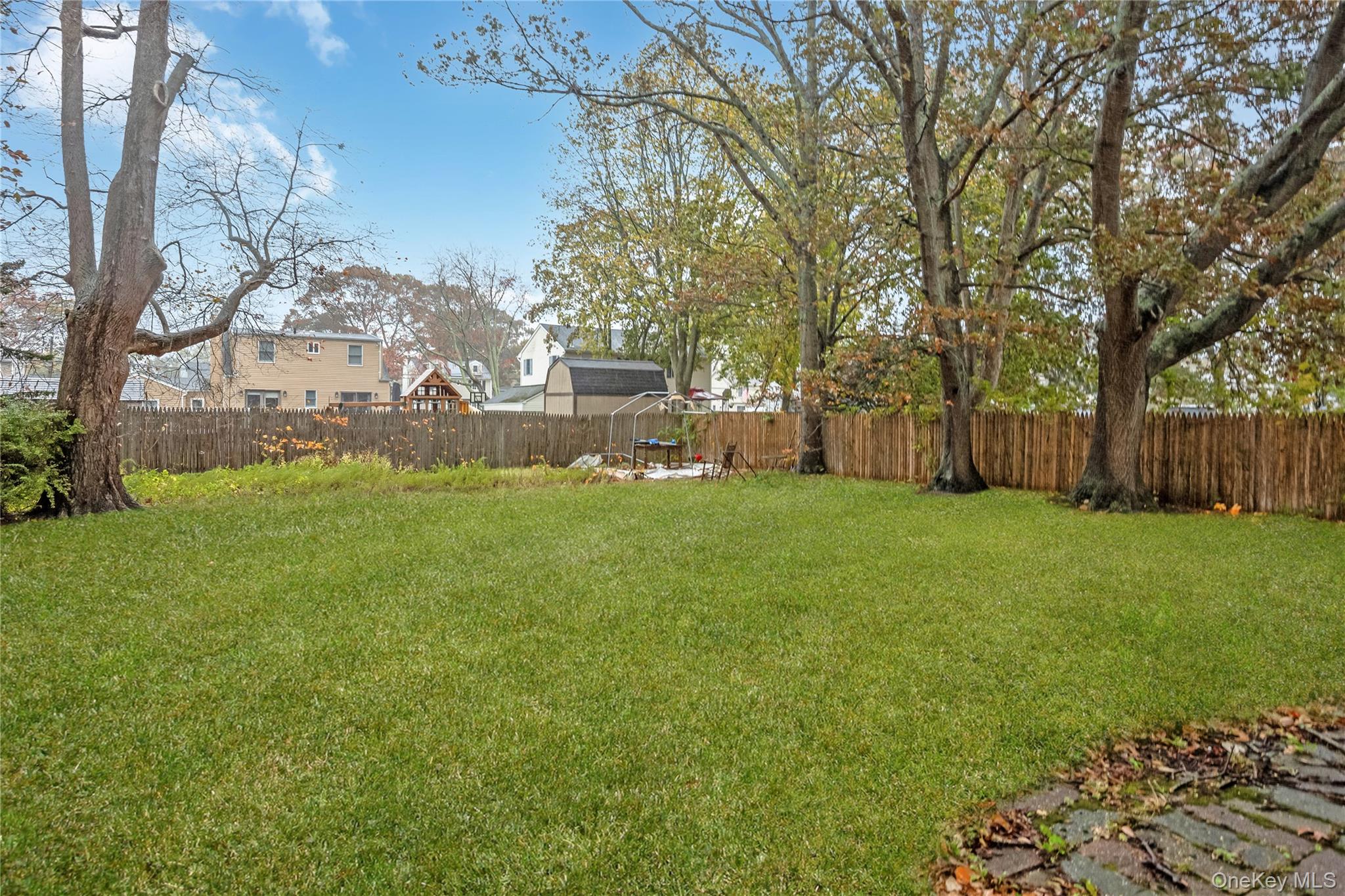 1137 Namdac Avenue, Bay Shore, NY 11706