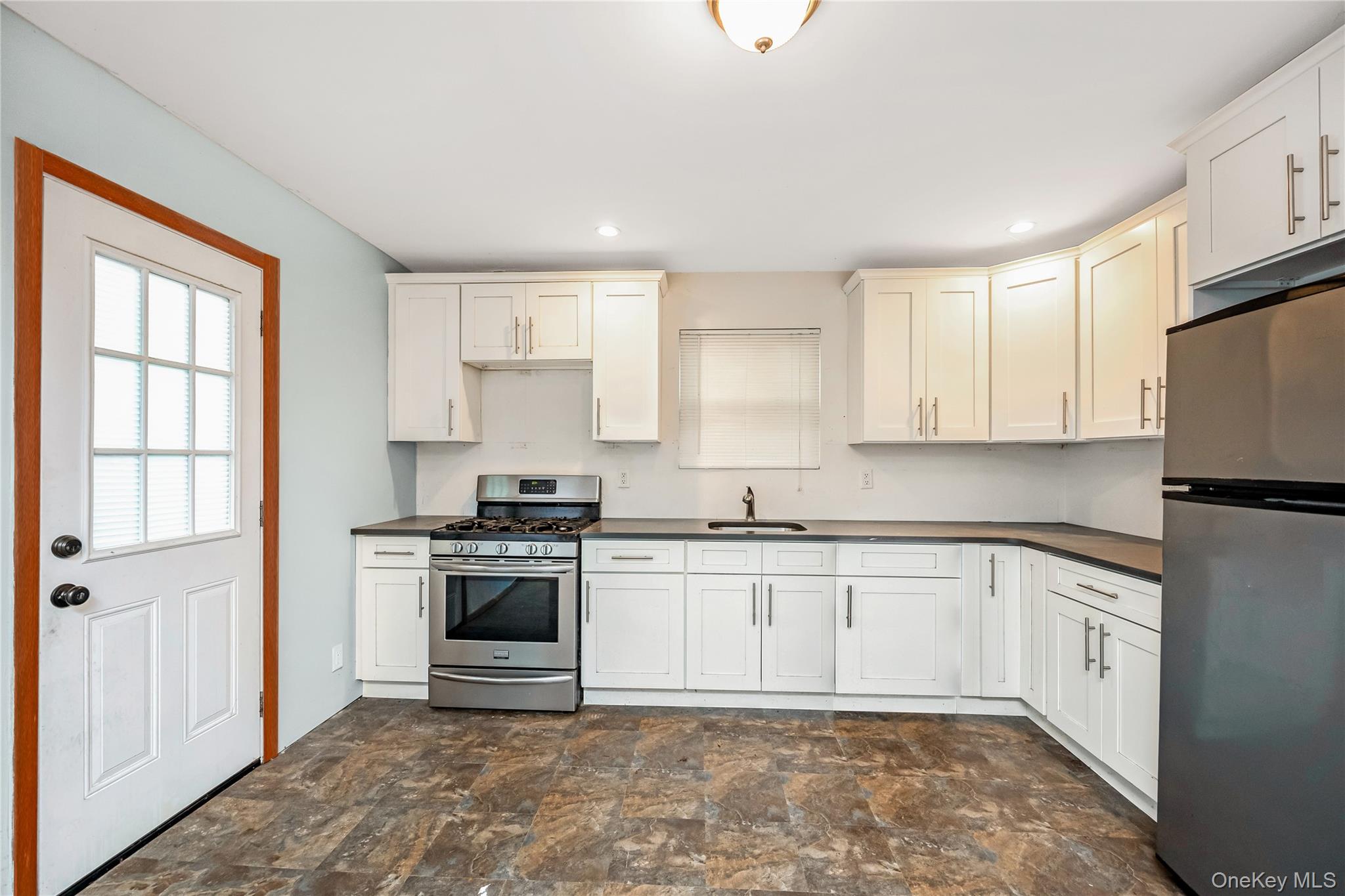 1137 Namdac Avenue, Bay Shore, NY 11706