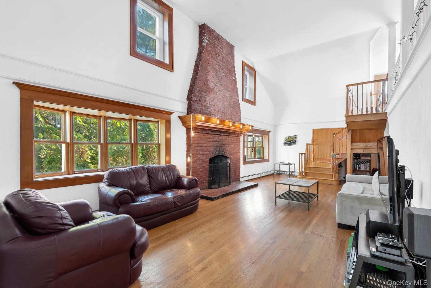 24 Old Knollwood Road, White Plains, NY 10607