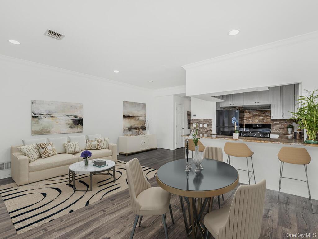 197 Surf Drive # 123, Bronx, NY 10473