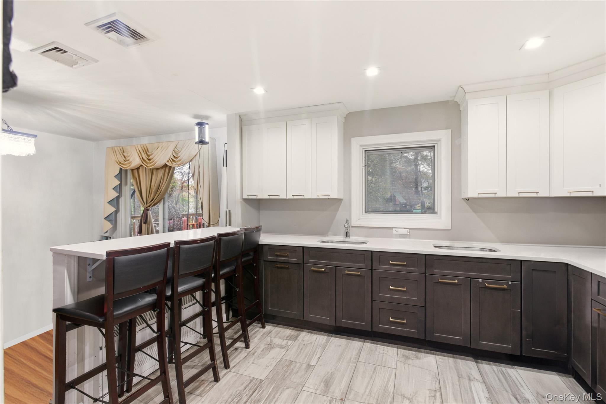 7 Jacqueline Road, Monsey, NY 10952