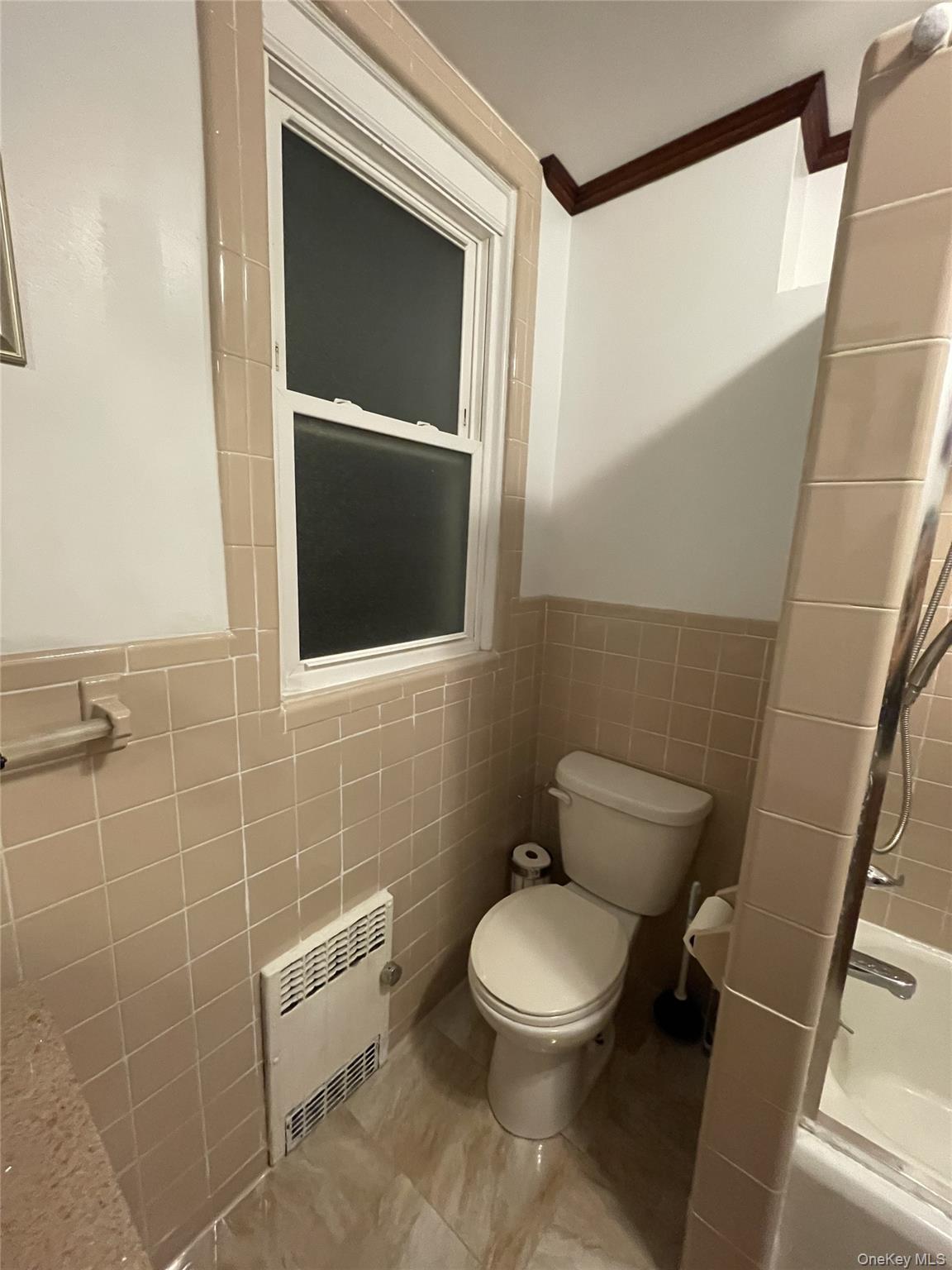 78-54 76th Street, Glendale, NY 11385