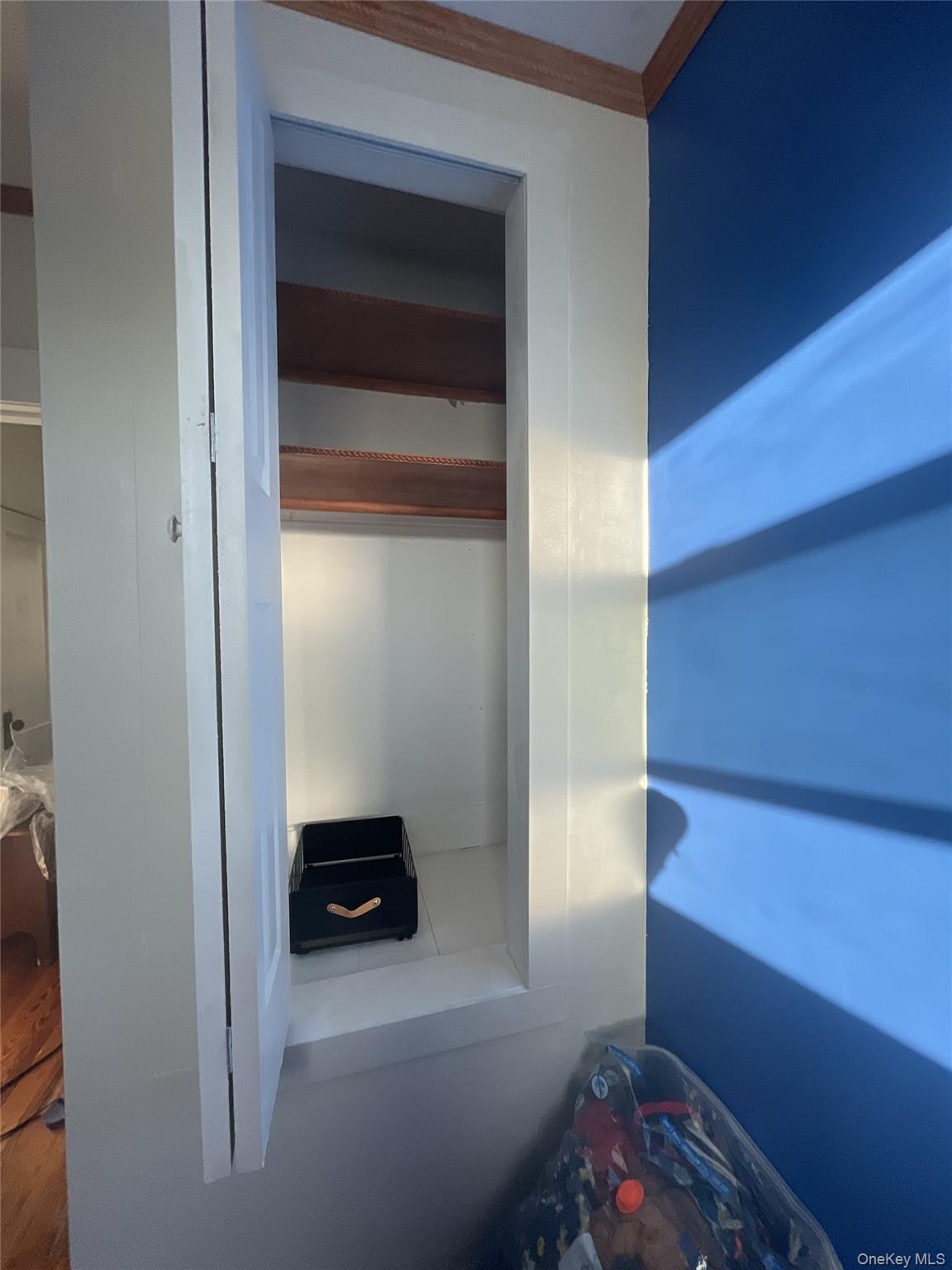 78-54 76th Street, Glendale, NY 11385