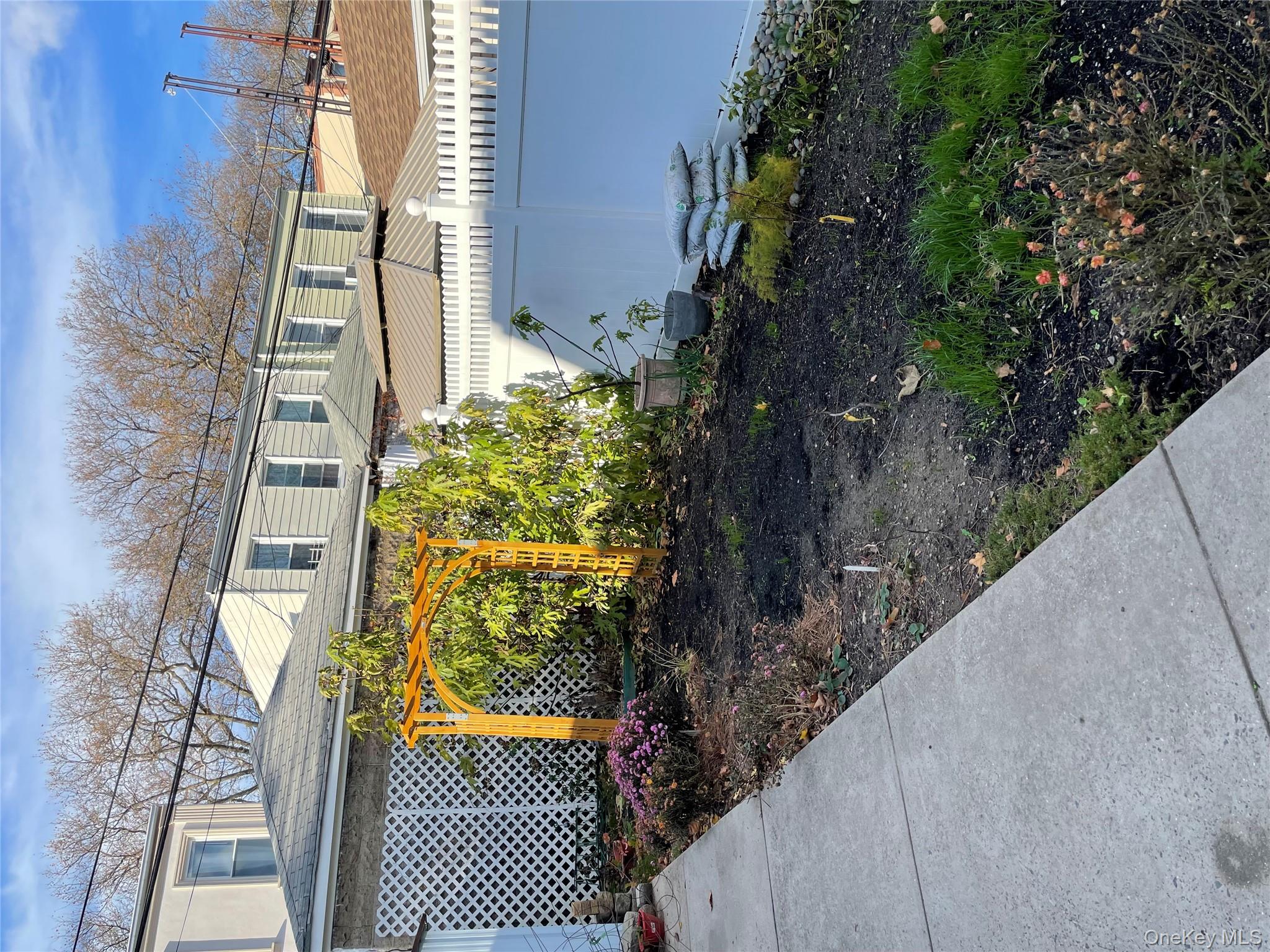 78-54 76th Street, Glendale, NY 11385