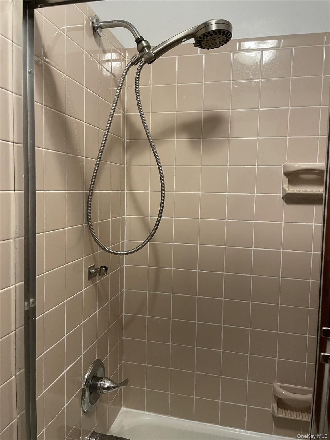 78-54 76th Street, Glendale, NY 11385