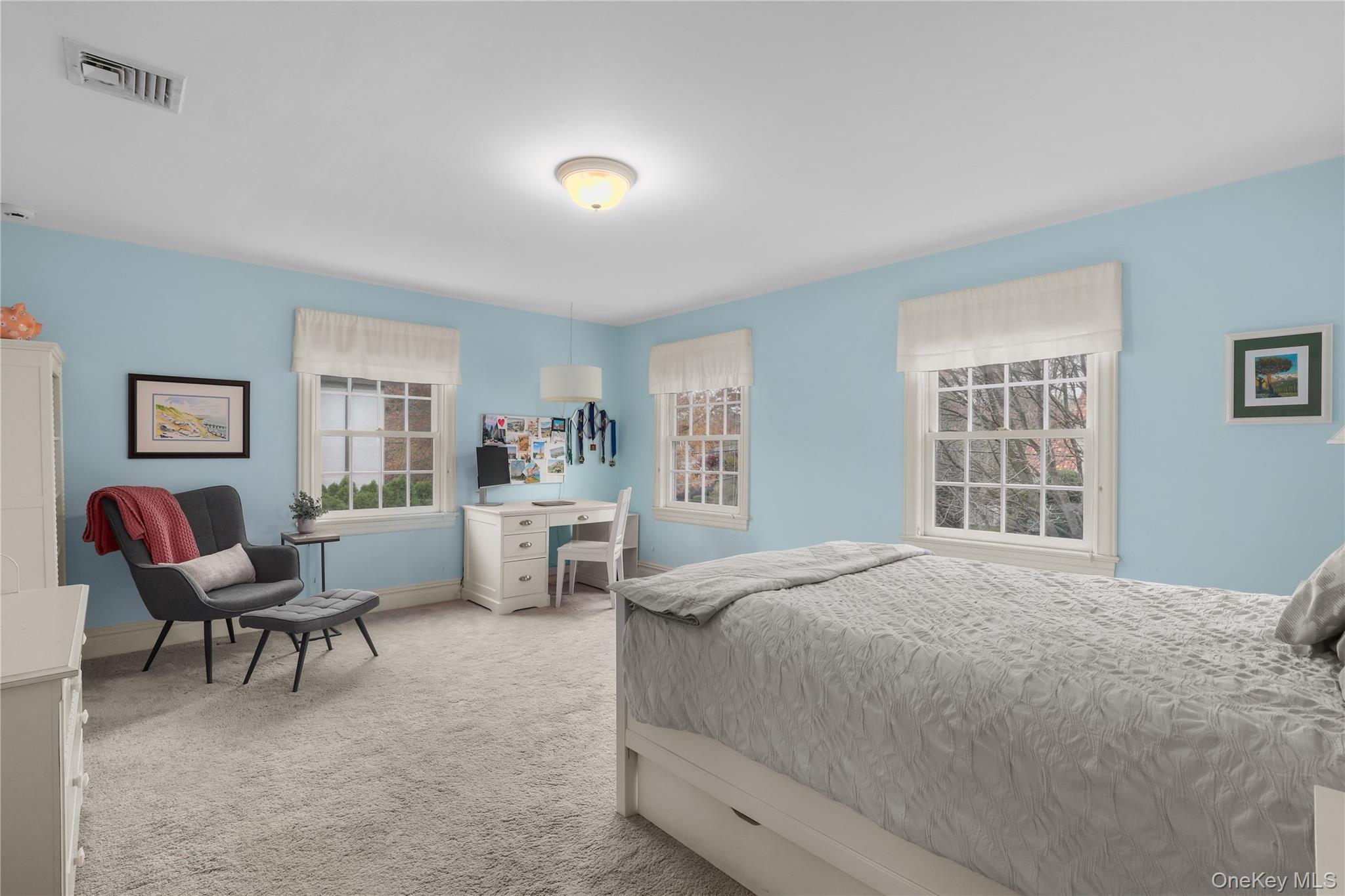 12 Sunnybrae Place, Bronxville, NY 10708