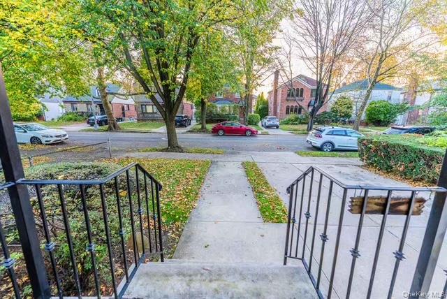 75-23 196 Street, Fresh Meadows, NY 11366