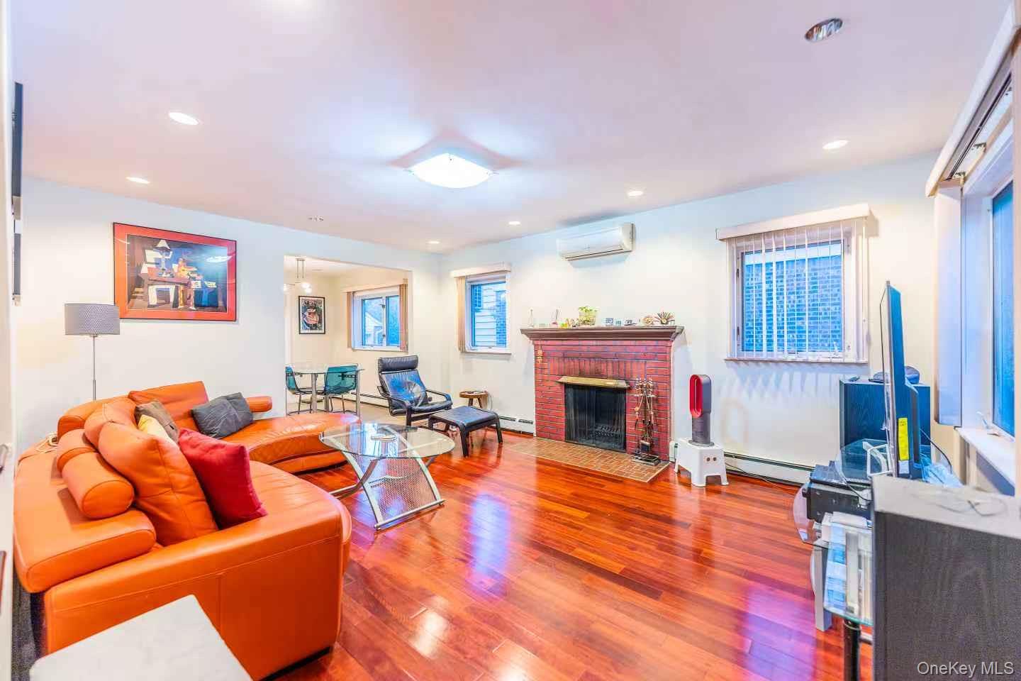 75-23 196 Street, Fresh Meadows, NY 11366