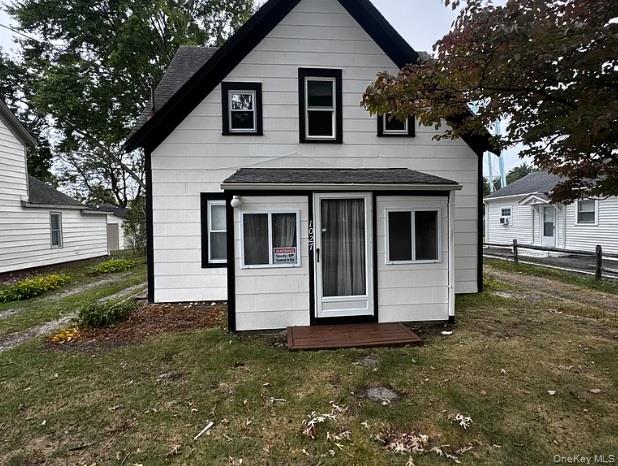 1027 West Street, Riverhead, NY 11901