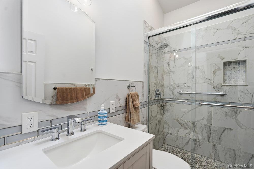 1584 Church Street, Holbrook, NY 11741